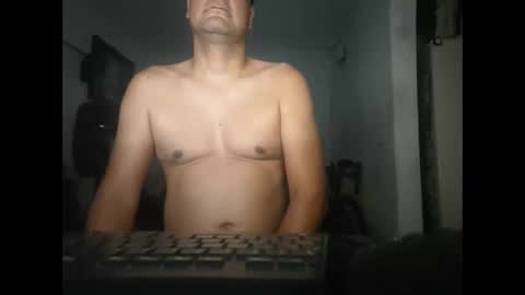 Snapshot of mrdongato01 chatting on 8, 3, 2025 Gato online show from 8, 3, 2025