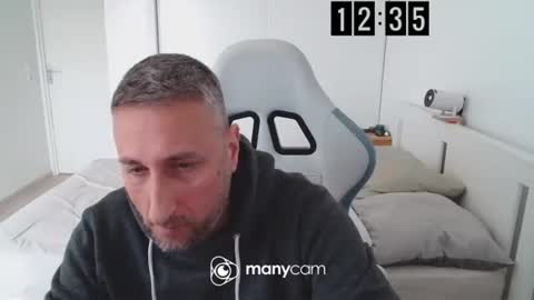 Snapshot of mrdr000 chatting on 18, 3, 2026 mrdr000 online show from 18, 3, 2026
