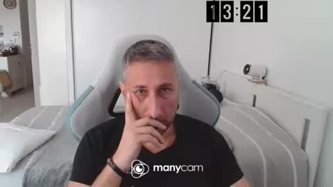 Snapshot of mrdr000 chatting on 23, 3, 2026 mrdr000 online show from 23, 3, 2026