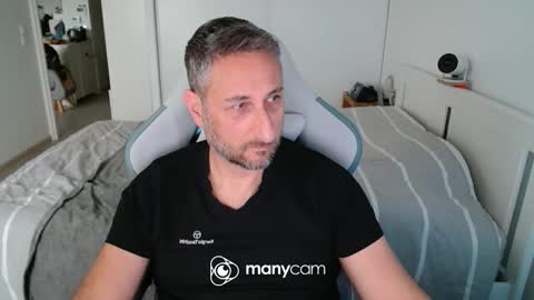 Snapshot of mrdr000 chatting on 4, 5, 2026 mrdr000 online show from 4, 5, 2026