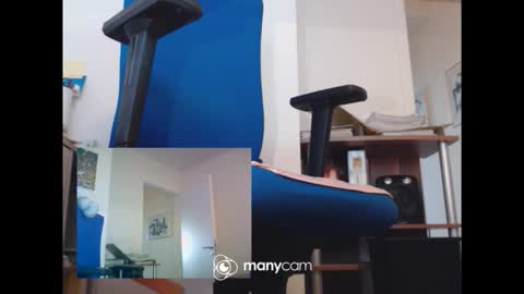 Snapshot of mrduplo1975 chatting on 6, 5, 2026 MrJohnsen1975 online show from 6, 5, 2026