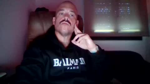 Snapshot of mrhames2020 chatting on 27, 4, 2026 mrhames2020 online show from 27, 4, 2026