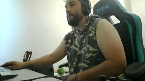 Snapshot of mrlilnice chatting on 7, 2, 2026 mrlilnice online show from 7, 2, 2026