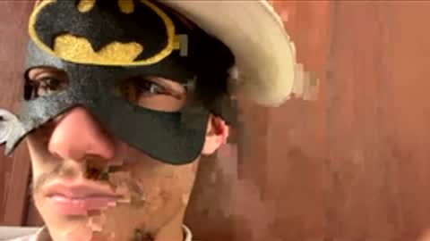 Snapshot of mrluffer777 chatting on 23, 4, 2026 mrluffer777 online show from 23, 4, 2026