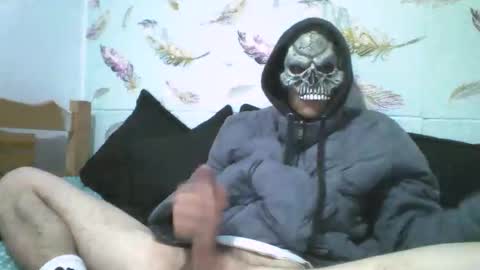 Snapshot of mrluffer777 chatting on 27, 4, 2026 mrluffer777 online show from 27, 4, 2026