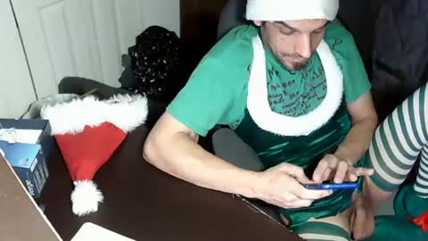 Snapshot of mrmarcxxcam chatting on 17, 12, 2024 MrMarc online show from 17, 12, 2024