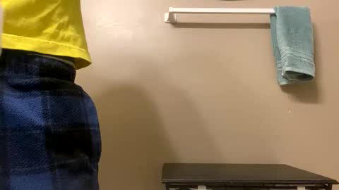 Snapshot of mrmeltyourheart chatting on 17, 3, 2026 James online show from 17, 3, 2026