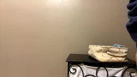 Snapshot of mrmeltyourheart chatting on 24, 3, 2026 James online show from 24, 3, 2026