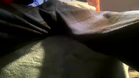 Snapshot of mrmeltyourheart chatting on 30, 3, 2026 James online show from 30, 3, 2026