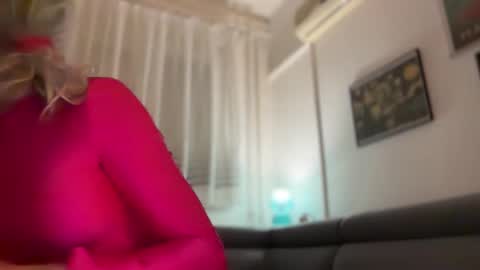Snapshot of mrmooser42 chatting on 13, 5, 2026 TaleOfLaura online show from 13, 5, 2026