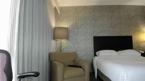 Snapshot of mromg007 chatting on 10, 4, 2026 mromg007 online show from 10, 4, 2026