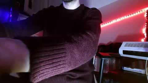 Snapshot of mrrogu3 chatting on 19, 3, 2026 MrRogue online show from 19, 3, 2026