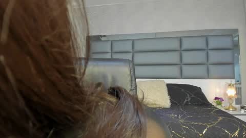Snapshot of mrs_regina_clk chatting on 30, 5, 2026 Regina online show from 30, 5, 2026