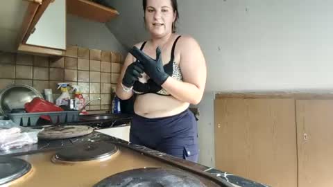 Naughty Melly online show from 26, 6, 2026