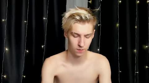 Snapshot of mrsexycum4u chatting on 24, 12, 2024 Adam online show from 24, 12, 2024