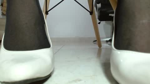 Tell me Katty  online show from 23, 1, 2025