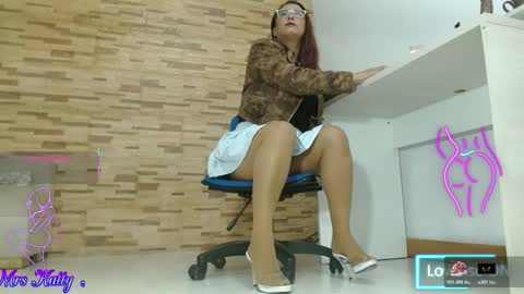 Tell me Katty  online show from 22, 11, 2025