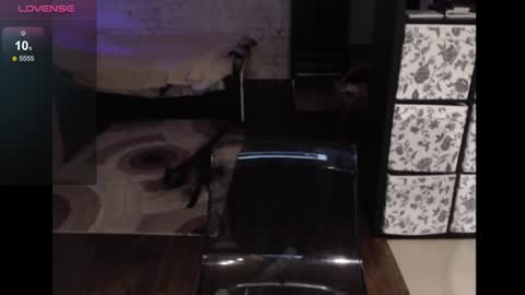 Snapshot of mrsluck chatting on 6, 12, 2024 Sasha online show from 6, 12, 2024