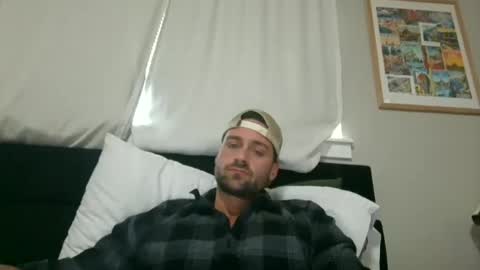 Snapshot of mrthickly818 chatting on 6, 3, 2026 mrthickly818 online show from 6, 3, 2026