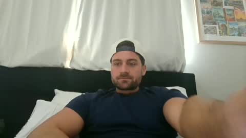 Snapshot of mrthickly818 chatting on 20, 3, 2026 mrthickly818 online show from 20, 3, 2026
