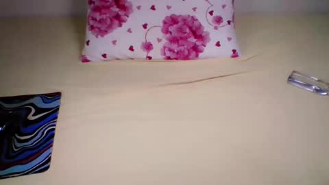 Snapshot of mrygl chatting on 21, 2, 2026 TransBeauty online show from 21, 2, 2026