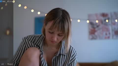 Snapshot of ms_dira chatting on 7, 4, 2026 dira and the riru tribe online show from 7, 4, 2026