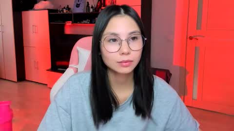 Snapshot of ms_emily_ chatting on 31, 10, 2025 ms_emily_ online show from 31, 10, 2025