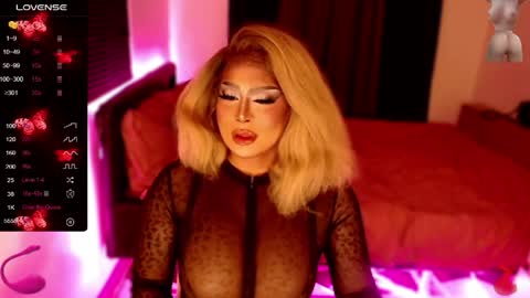 Snapshot of ms_lhadycummer chatting on 3, 4, 2026 Samantha online show from 3, 4, 2026
