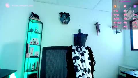 Snapshot of ms_lissa chatting on 27, 10, 2025 MISS LISSA online show from 27, 10, 2025