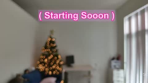 Snapshot of ms_mochii chatting on 10, 6, 2026 R o r i SnapChat heyroriv2 wednesday - sunday Noon oclock mountain - 5pm mountain online show from 10, 6, 2026