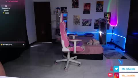 Manuela3 online show from 7, 10, 2025