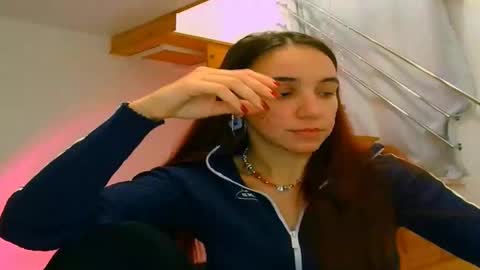 ms_sophiee online show from 9, 1, 2025