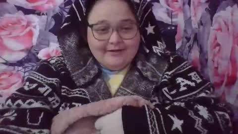 Snapshot of mscamirose15 chatting on 14, 11, 2025 Ms. Cami Rose online show from 14, 11, 2025