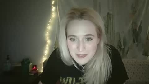 Snapshot of msclairewhatever chatting on 30, 9, 2025 msclairewhatever online show from 30, 9, 2025