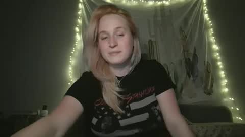 msclairewhatever online show from 1, 12, 2025