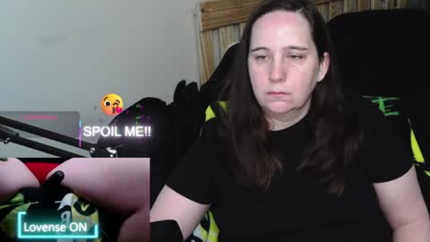 Snapshot of msgamergirl69 chatting on 16, 4, 2026 MsGamerGirl69 online show from 16, 4, 2026