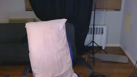 Merlin Mystique online show from 17, 10, 2025