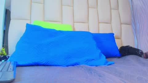 FERNANDA 3 online show from 14, 4, 2026