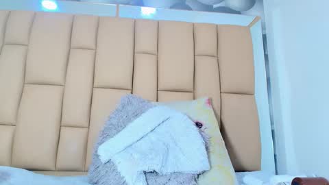 Snapshot of mss_samy chatting on 16, 12, 2025 MARIA ANTONELLA 3 online show from 16, 12, 2025