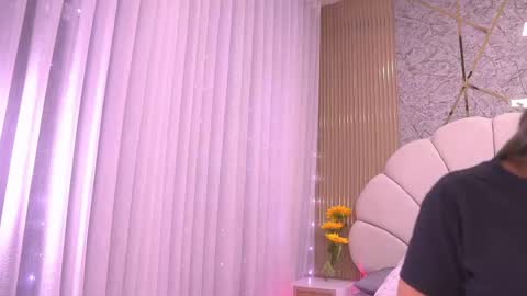 Manuela  online show from 1, 4, 2026