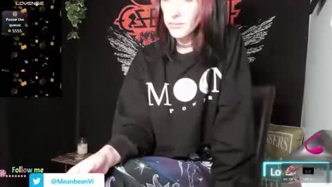 Snapshot of msvioletx chatting on 3, 11, 2025 MsVioletx online show from 3, 11, 2025