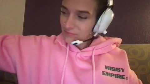 Snapshot of mswhoknows chatting on 29, 11, 2025 Tara Jane online show from 29, 11, 2025