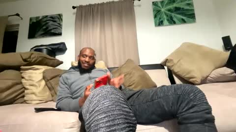 Snapshot of mt_visuals chatting on 8, 1, 2025 mt visuals online show from 8, 1, 2025