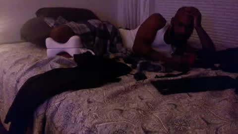 Snapshot of mt_visuals chatting on 10, 1, 2025 mt visuals online show from 10, 1, 2025