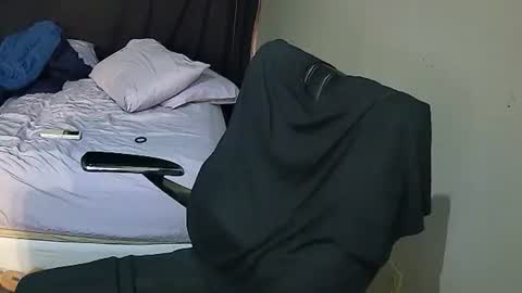 Muffdiver online show from 24, 2, 2025