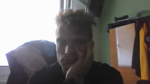 Snapshot of mugis420 chatting on 7, 6, 2026 mugis420 online show from 7, 6, 2026
