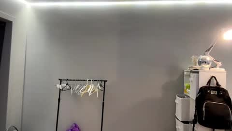 Mia online show from 30, 4, 2026