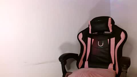 yuli online show from 11, 10, 2025