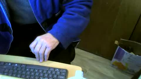 Snapshot of muller520 chatting on 4, 1, 2025 muller520 online show from 4, 1, 2025