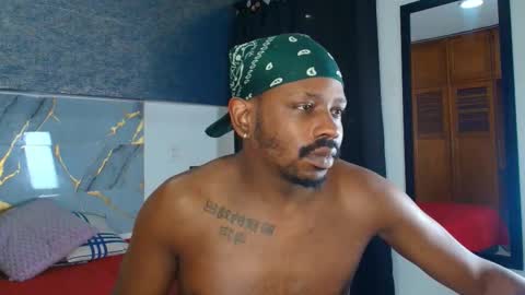 Snapshot of muller_asher chatting on 5, 12, 2025 Muller Asher online show from 5, 12, 2025